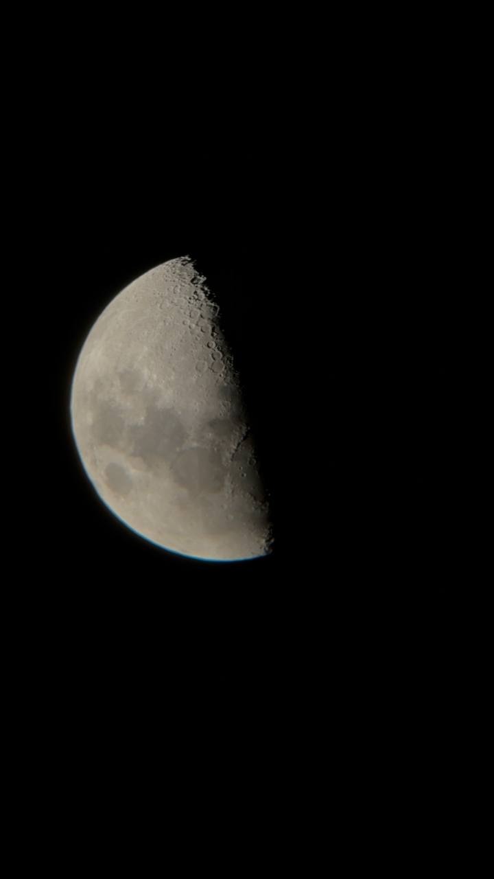 Луна в телескоп, Space Camp vol.1